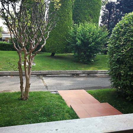 Appartamenti Massimiliano Peschiera del Garda Esterno foto